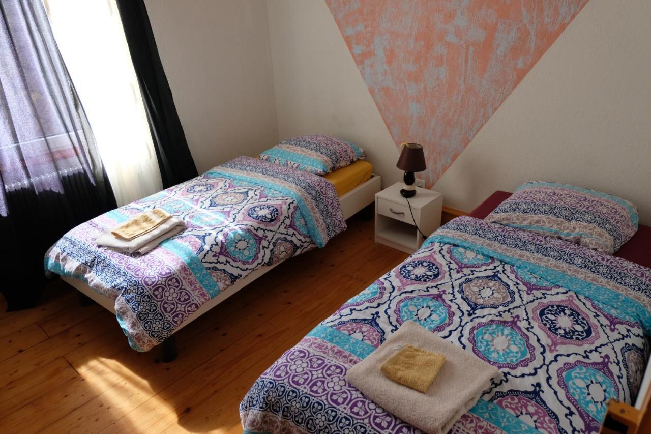Hotel-Restaurant Don Pepe Kleinlutzel Екстер'єр фото